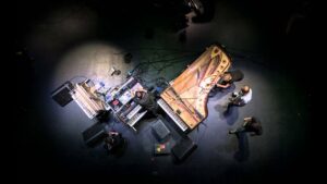 Nils Frahm – Hammers Nils Frahm – Hammers