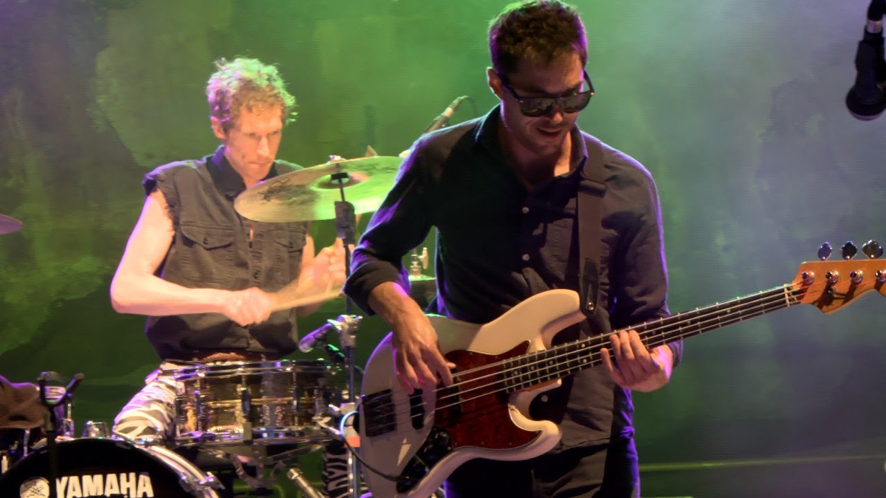 Arie van Wijk – VULFPECK feat. Louis Cole